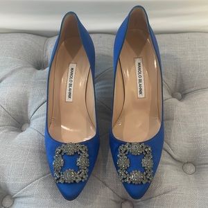 Manolo Blahnik SJP blue satin heels WORN TWICE